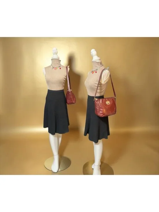 VTG Etienne Aigner Shoulder Bag Oxblood Leather Brass Logo 70s Germany Handmade - Picture 3 of 9